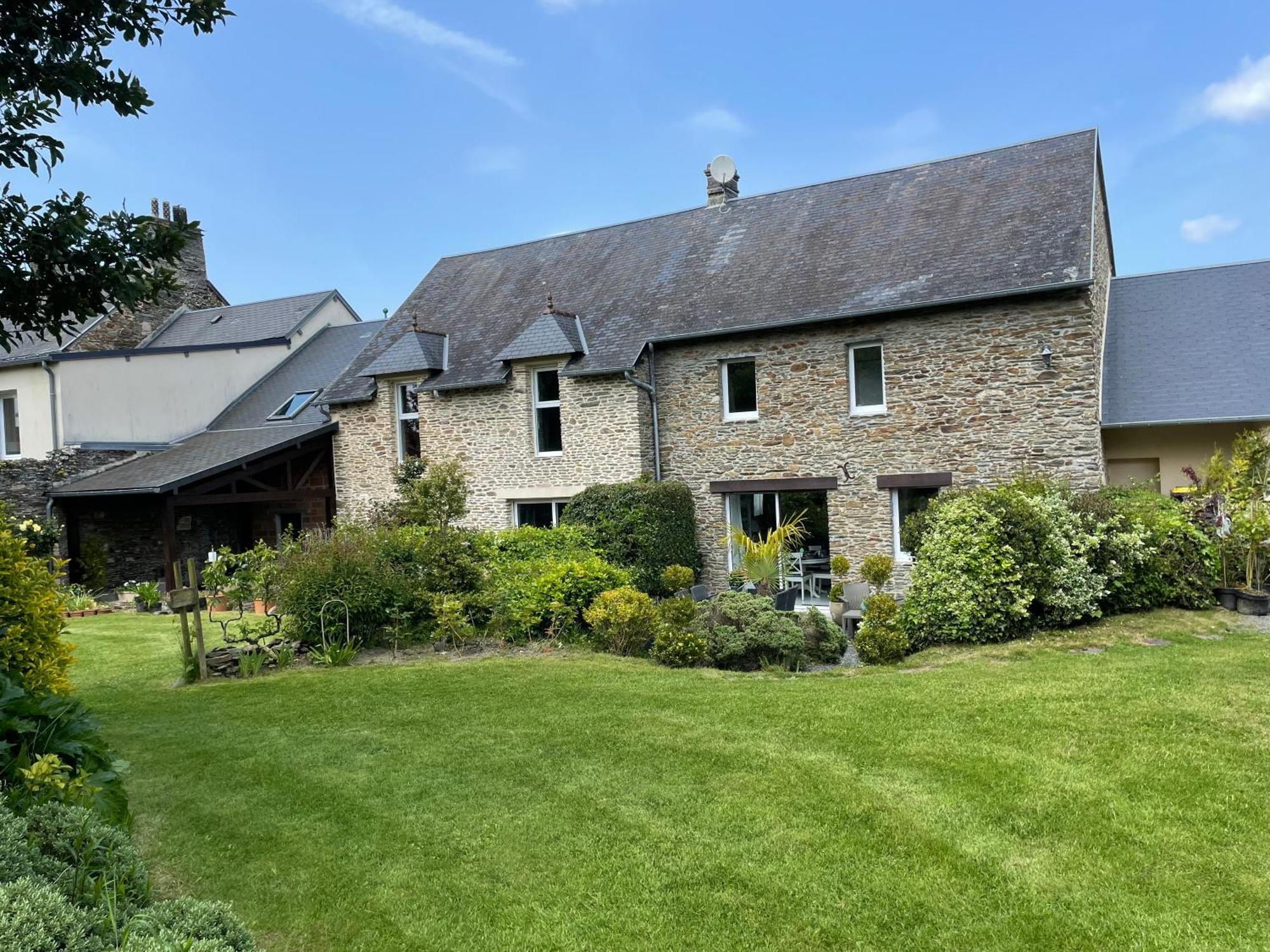 Les Maisons Des Halles Cerisy-la-Foret Екстер'єр фото